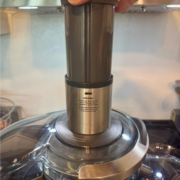 Breville BJE510XL Juice Fountain Multi-Speed Juicer – In Great Condition! - Picture 2 of 4